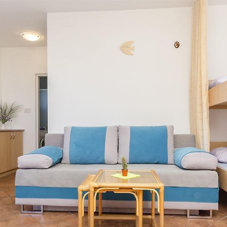 Apartment Branka ซรีมา ภายนอก รูปภาพ